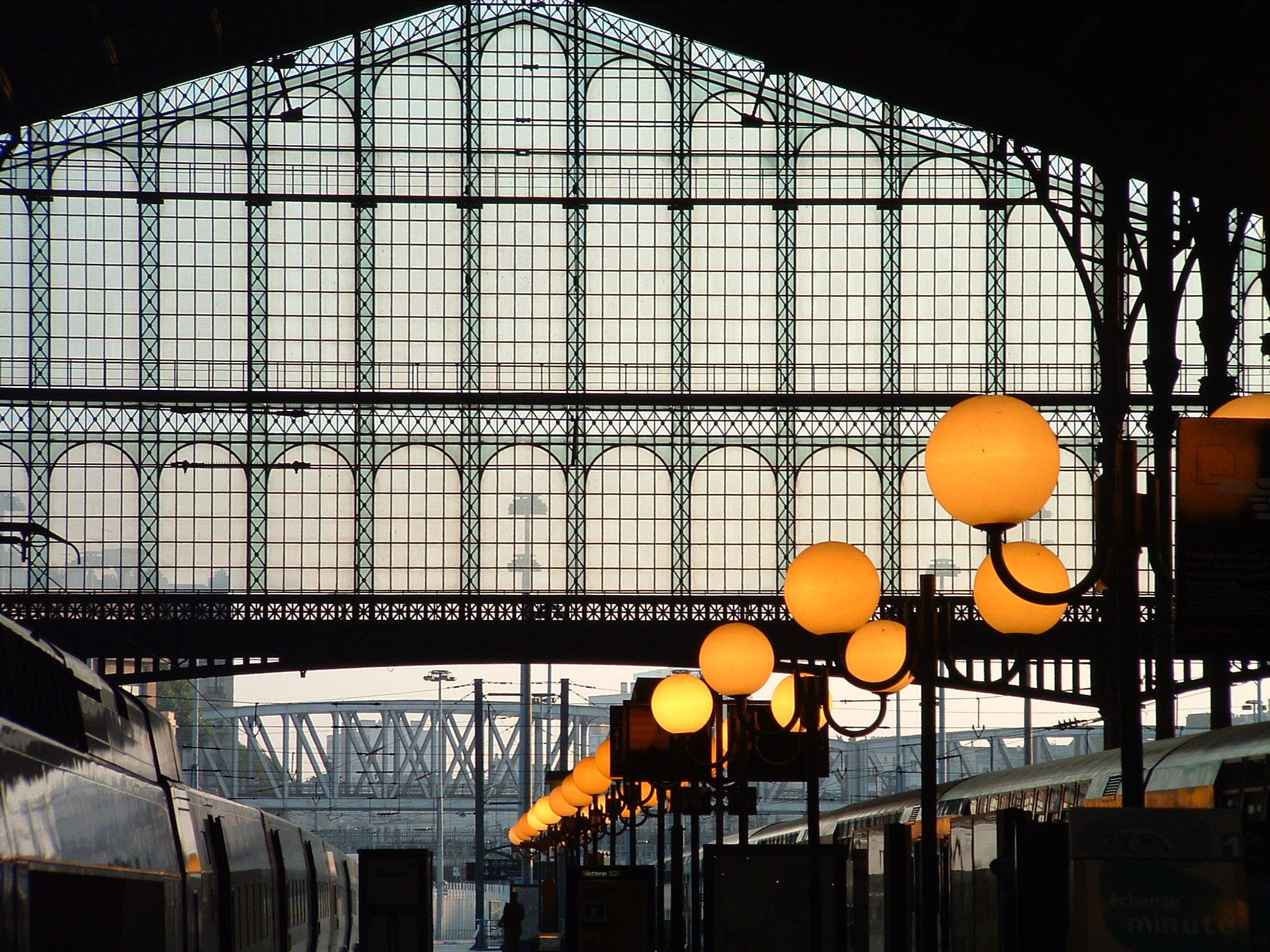 https://blog.geolocaux.com/wp-content/uploads/2015/07/Gare-du-Nord.jpg